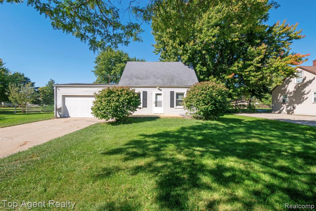 37353 Saint Joseph Drive — photo