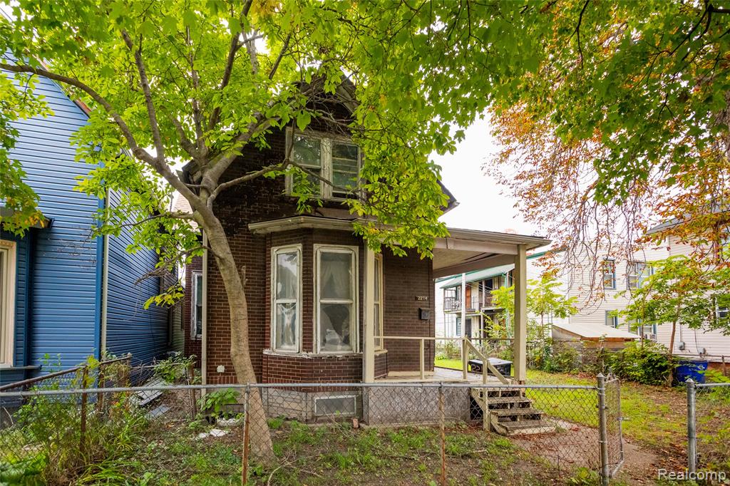 2214 Wabash Street — photo