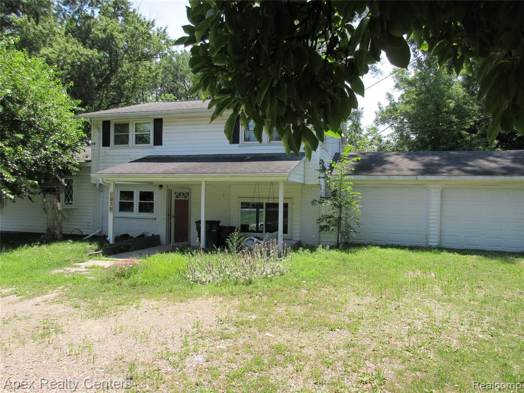 1575 Banmoor Drive — photo