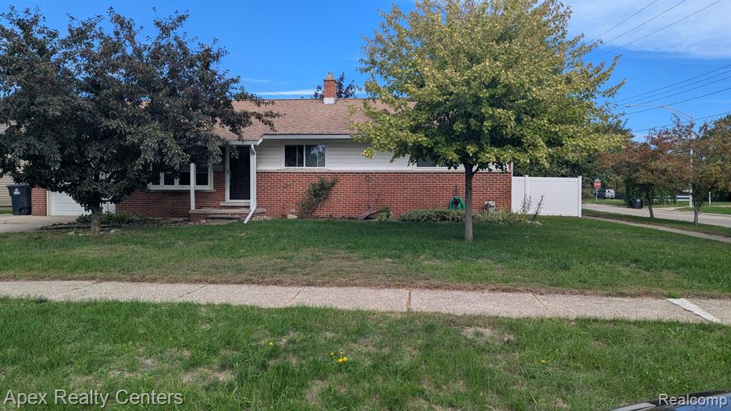 33608 Arrowhead Street — photo