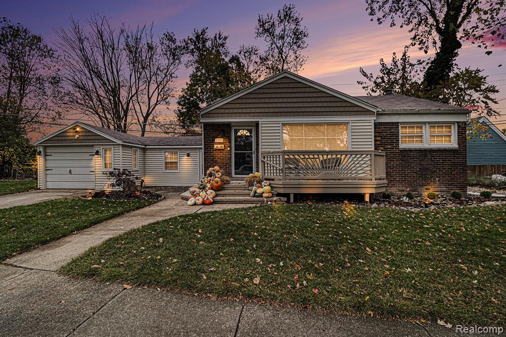 1815 E Lincoln Street — photo