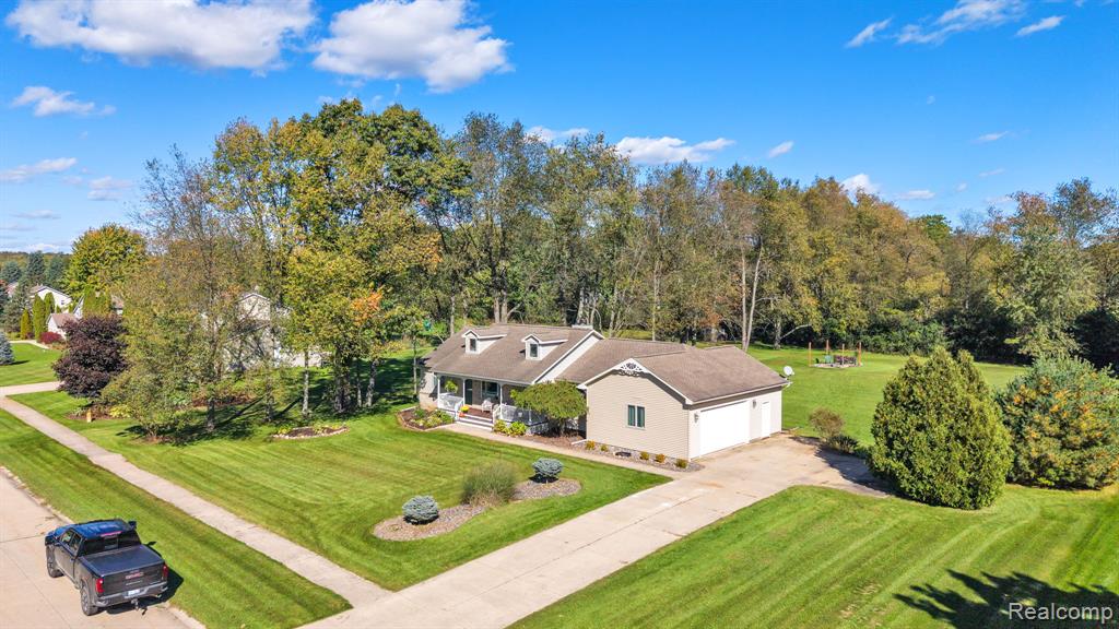 5385 Dillon Drive — photo