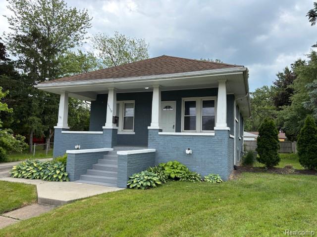 18120 Frazho Road — photo