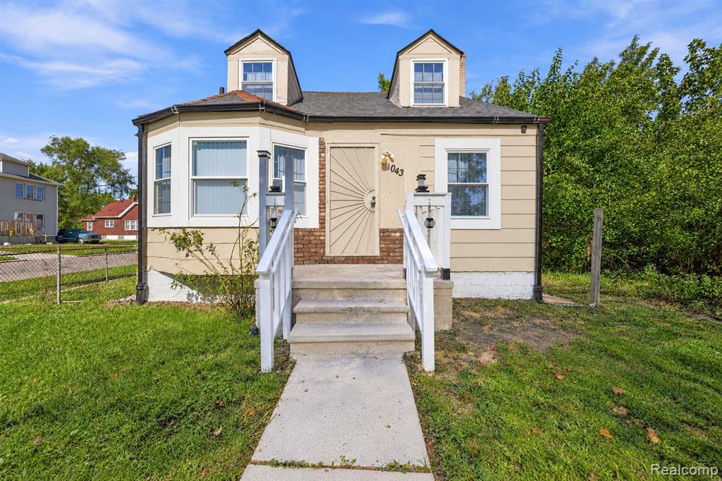 10430 Orangelawn Street — photo