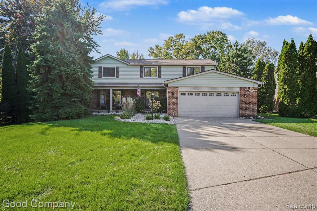 2810 Sandhurst, Rochester, MI 48307 — photo 2