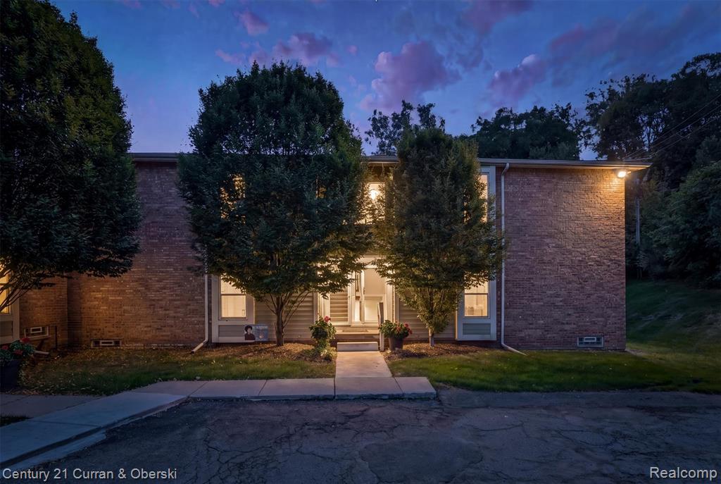 735 Randolph Street — photo