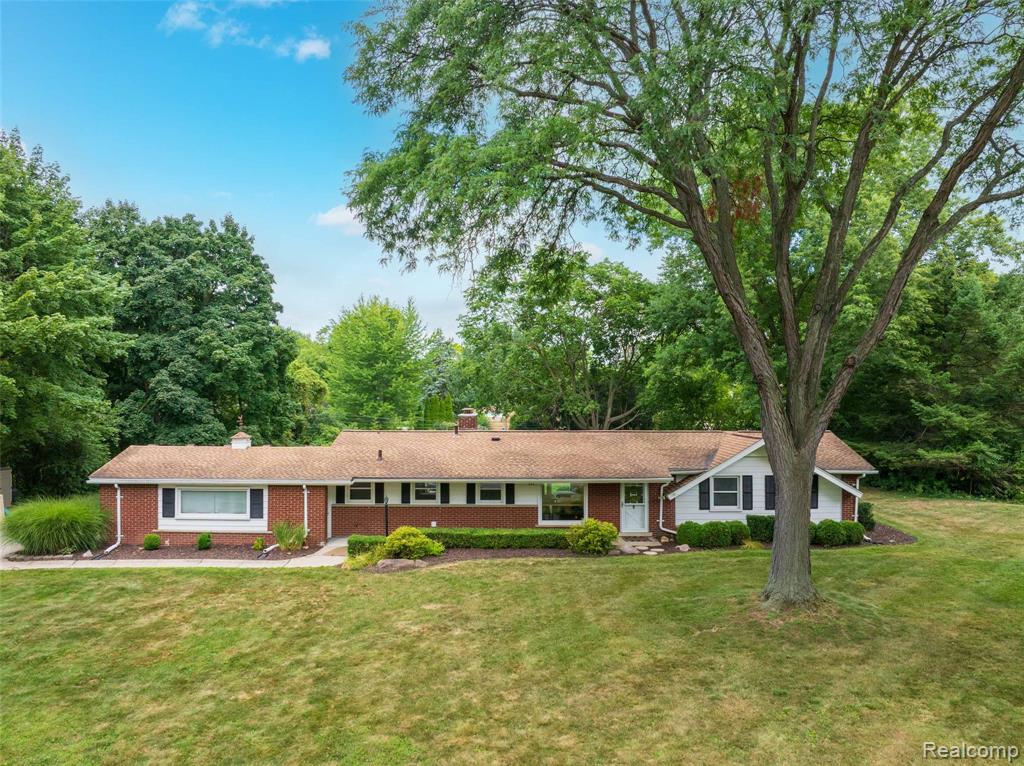 455 Donegal Drive — photo