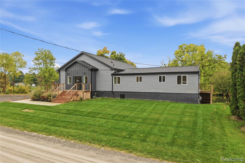 10216 Huron Street — photo