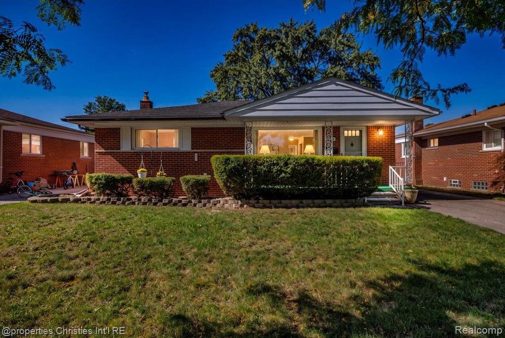 8241 N Henry Ruff Road — photo