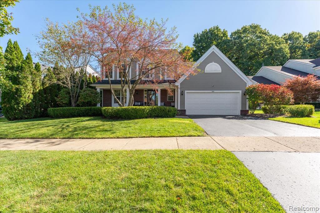 100 Ridge Field Court — photo