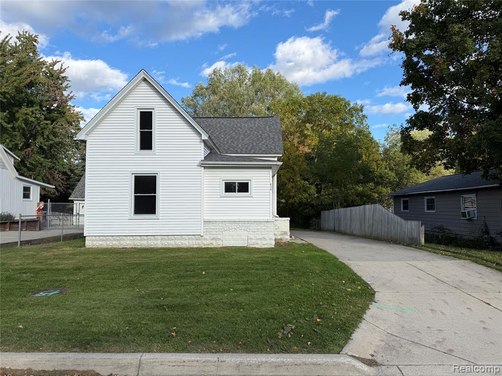 830 Adams Street — photo