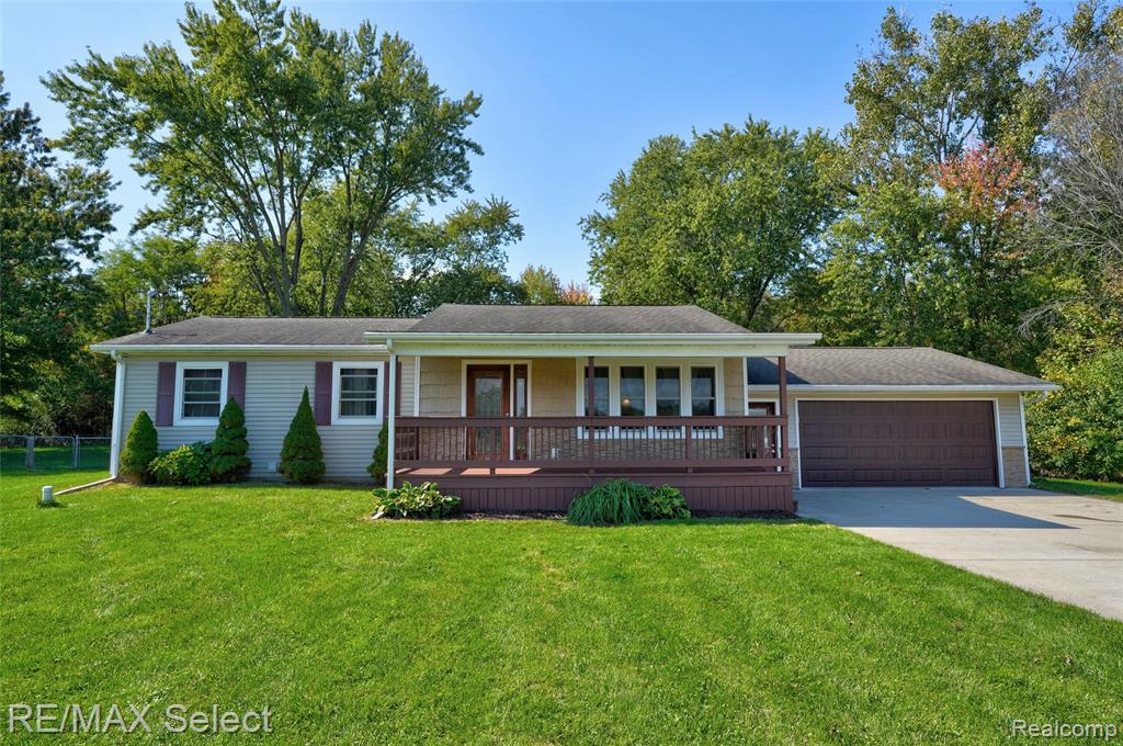 6431 N Webster Road — photo