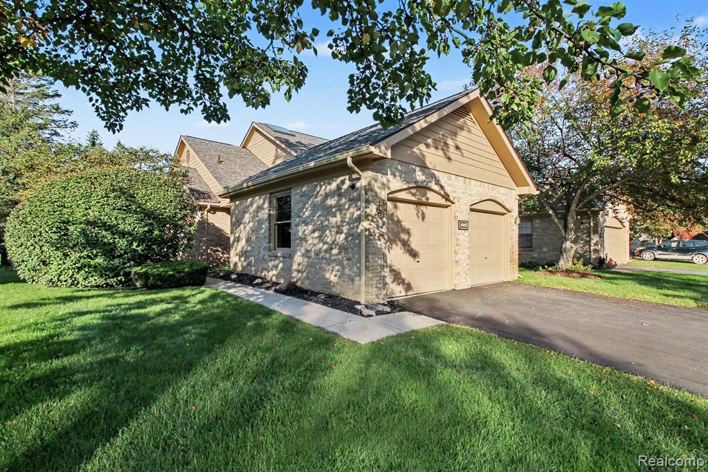 4920 Fairways Drive — photo