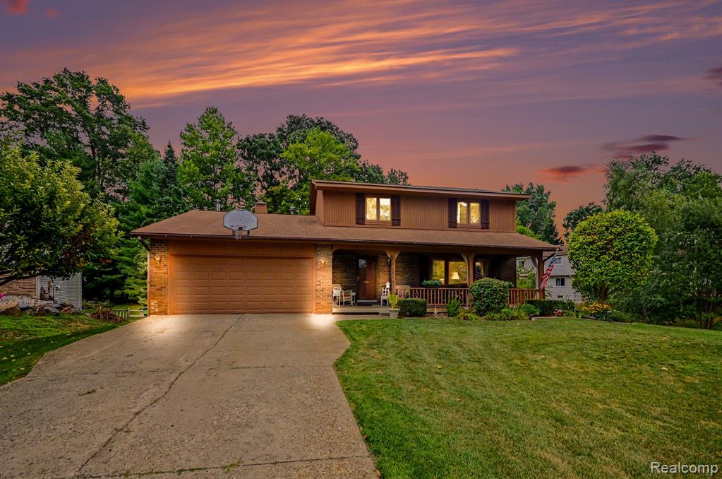 1625 Spruce Court — photo