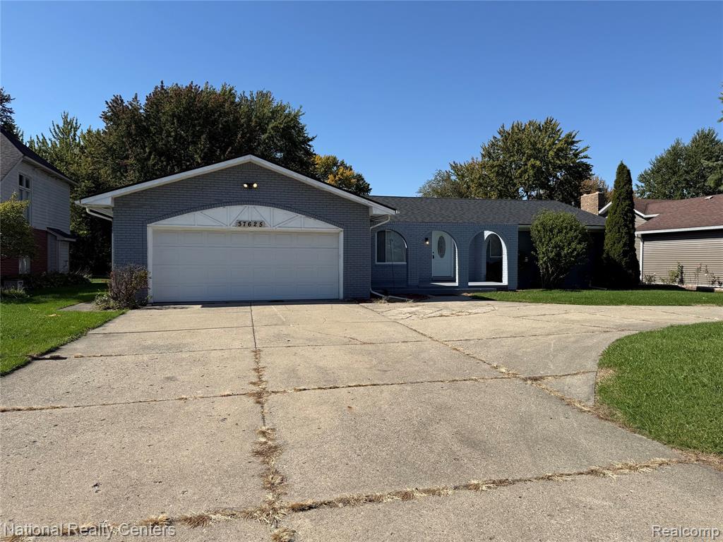 37625 Ryan Road — photo