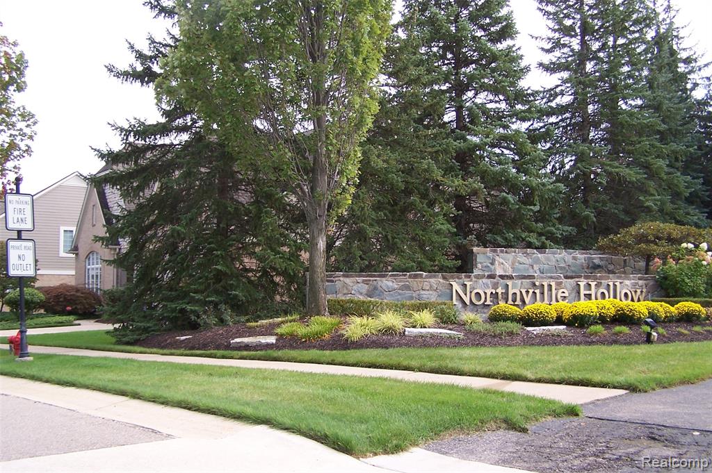 15899 Winding Creek Court — photo