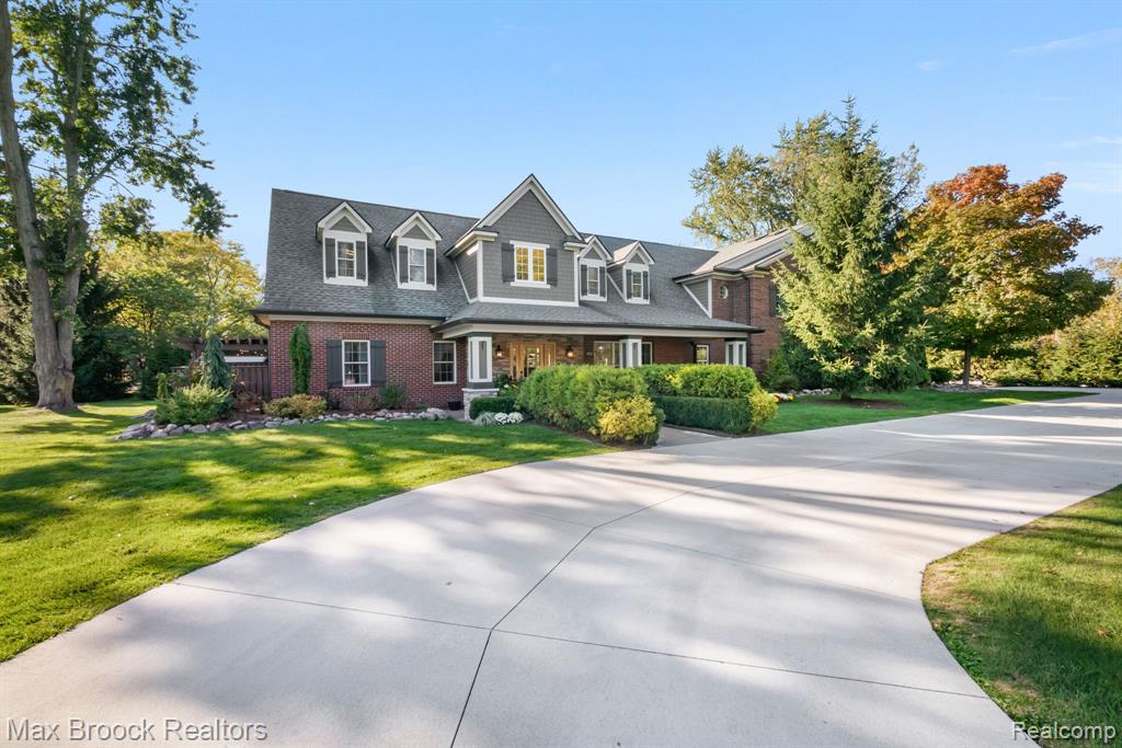 30325 Vernon Drive — photo