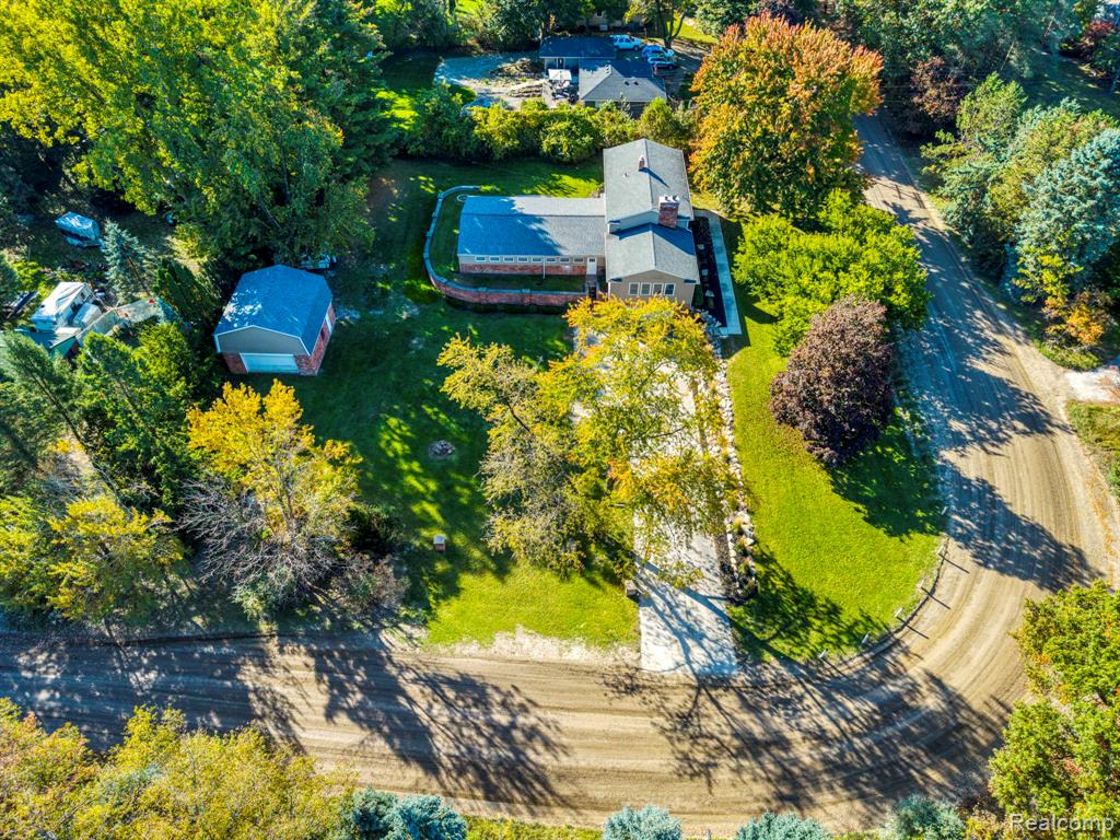 852 E Gunn Road — photo