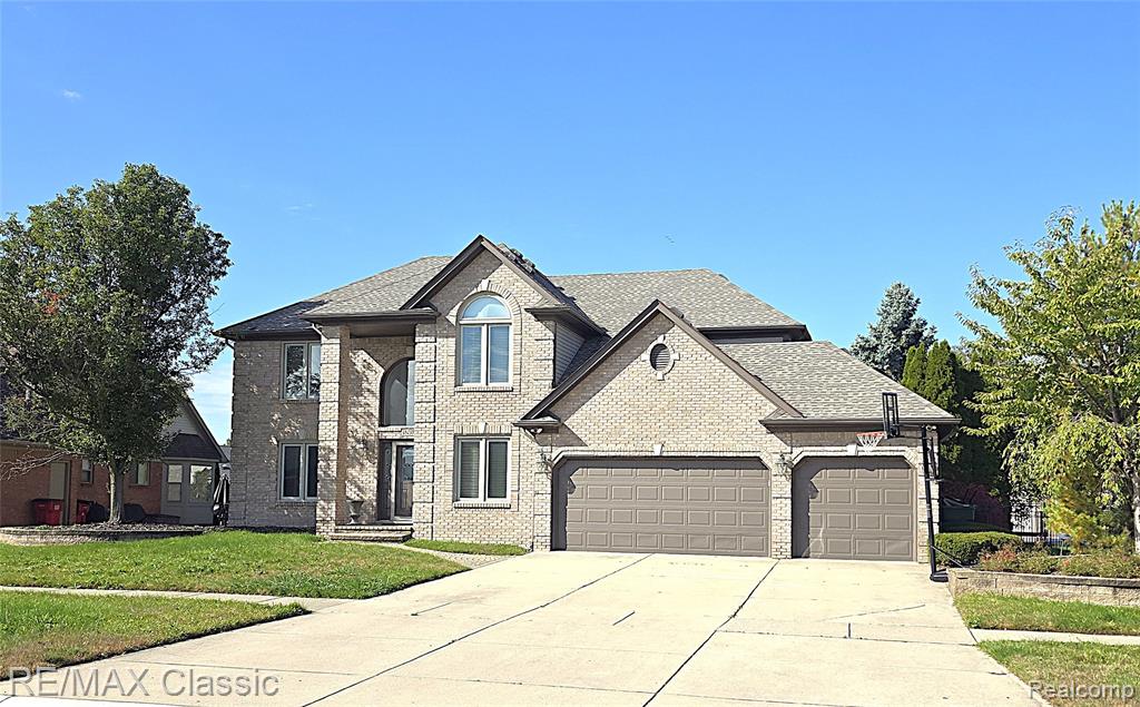 48259 Beacon Square Drive — photo