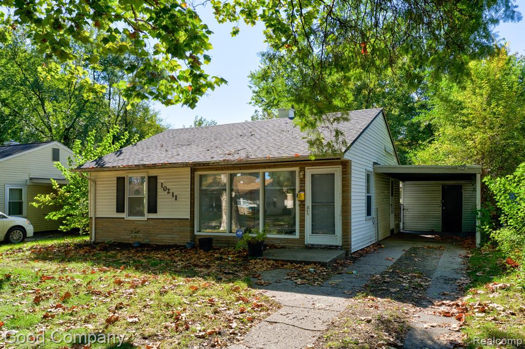 10211 Troy Street — photo