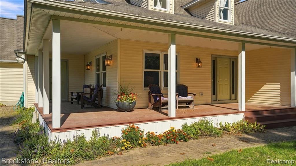 8208 Rattalee Lake Road, Clarkston, MI 48348 — photo 3