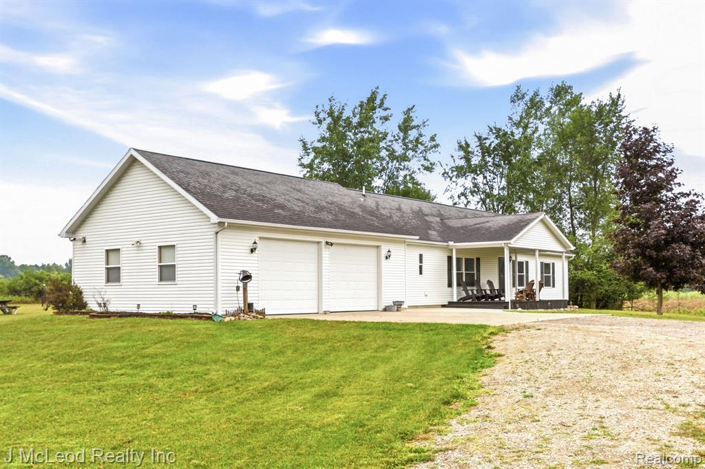 3135 Lee Hill Road — photo