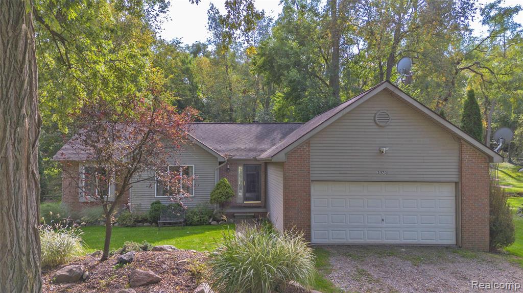 3175 Judah Road — photo
