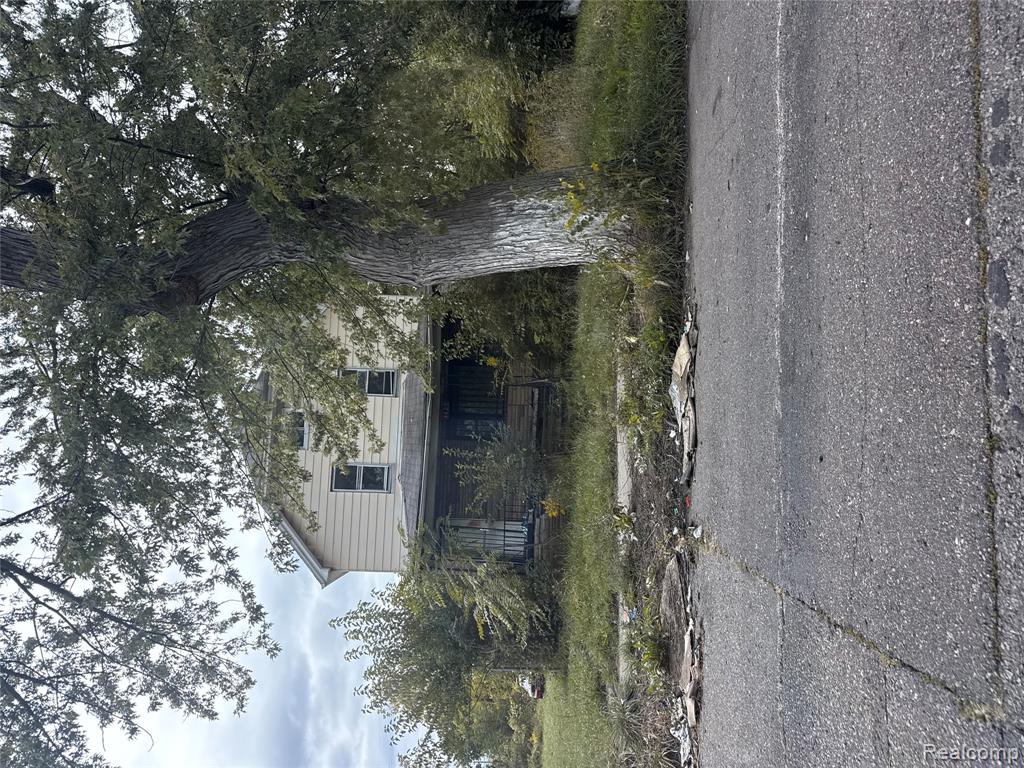 4427 Bewick Street — photo