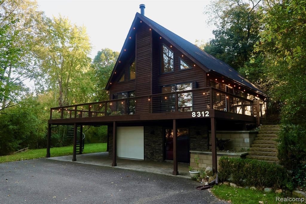 8312 Whitmore Lake Road — photo