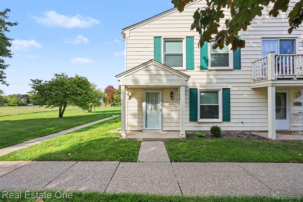 2755 Fox Hollow Court — photo