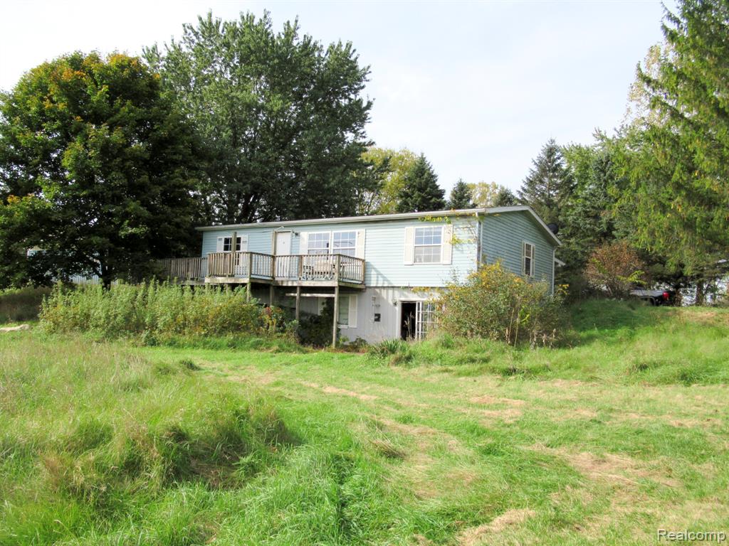 6191 Oliver Road — photo