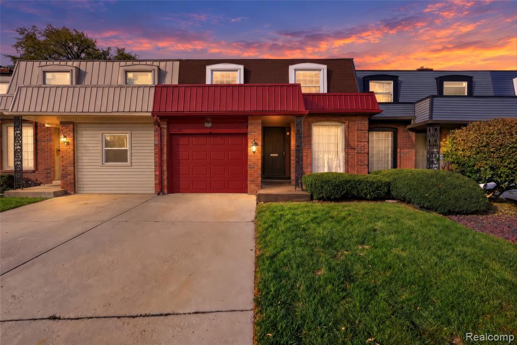 2020 Stoney Brook Court — photo