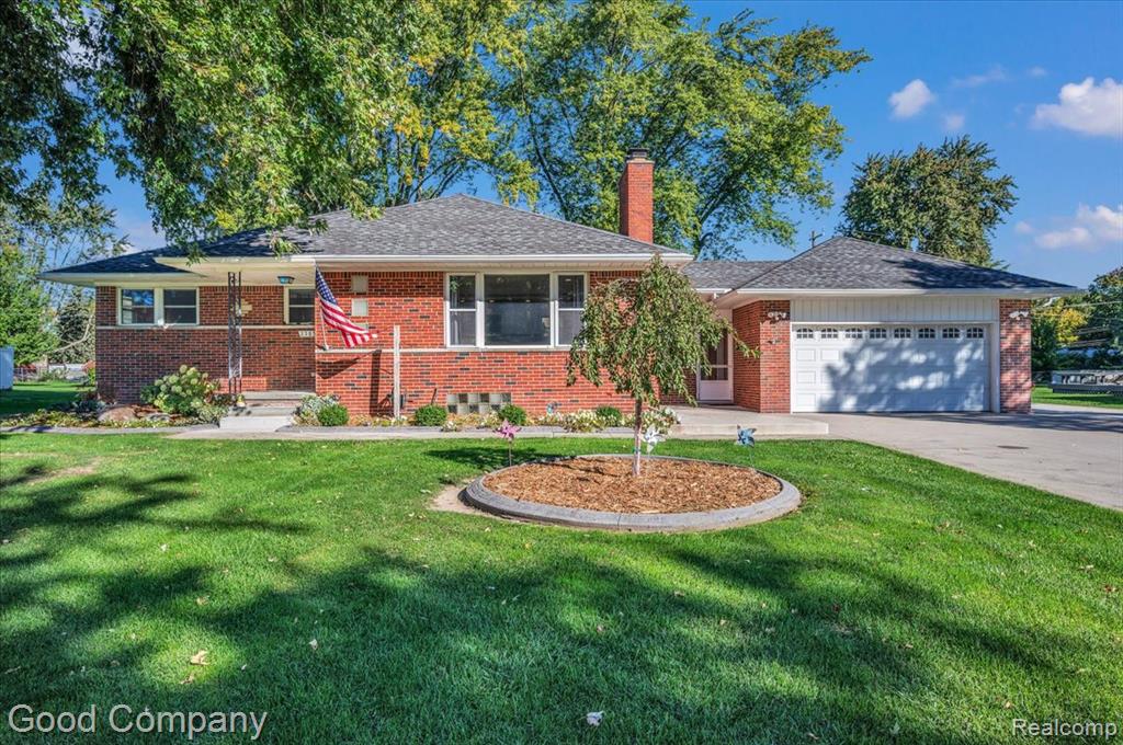 22831 Ulrich Street — photo