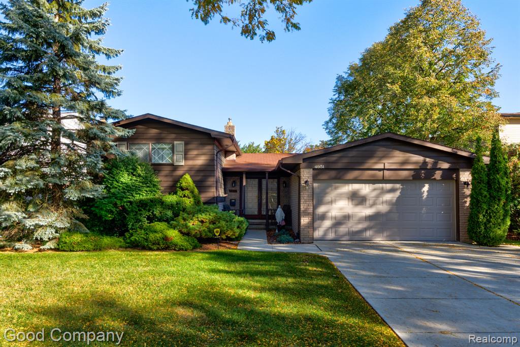 4951 Surrey Drive — photo