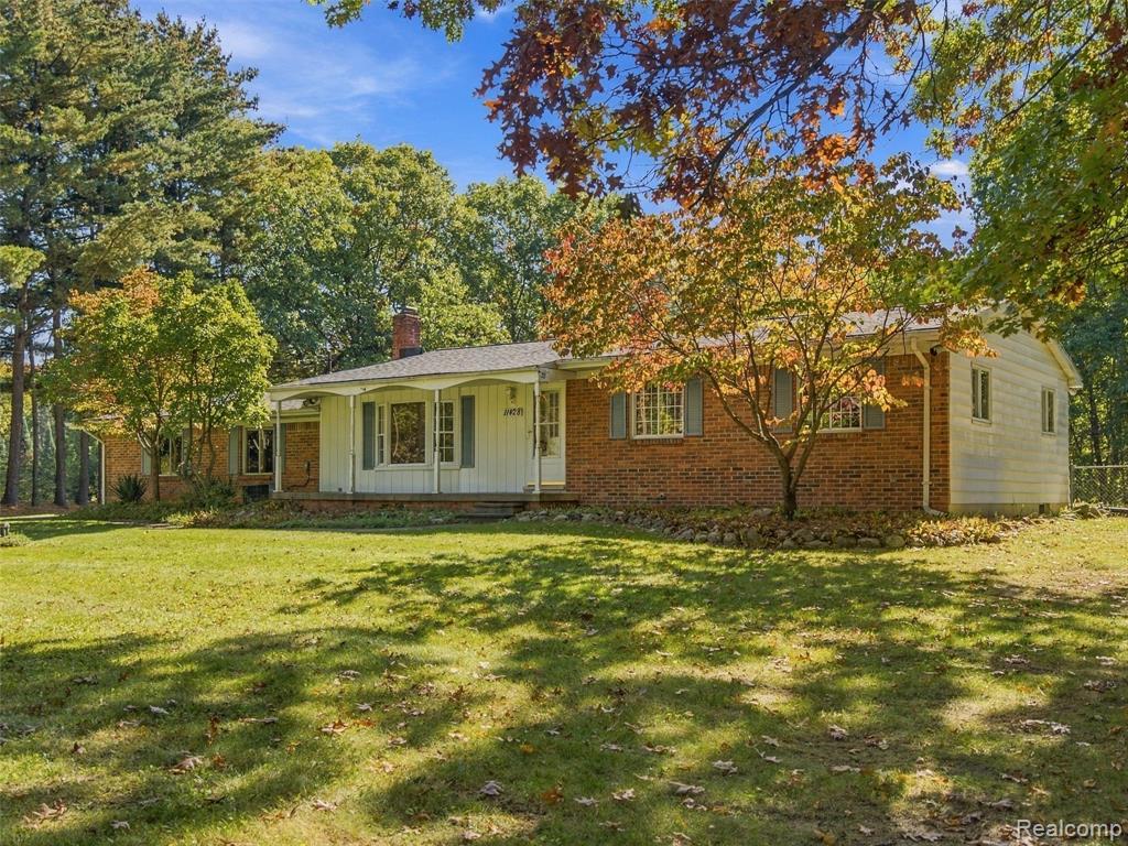 11428 White Lake Road — photo