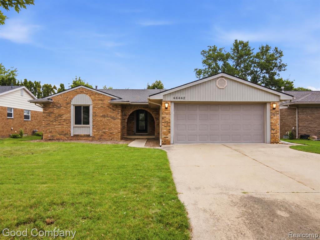 46462 Peach Grove Avenue — photo