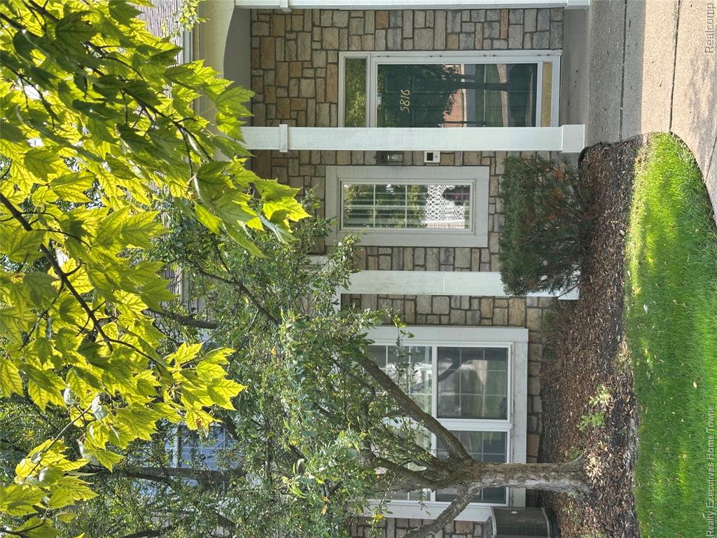 5816 Pine Aires Drive — photo