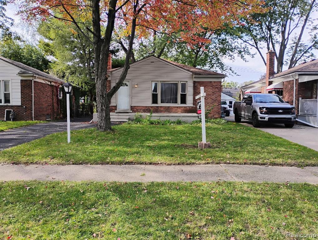 412 Sunningdale Drive — photo