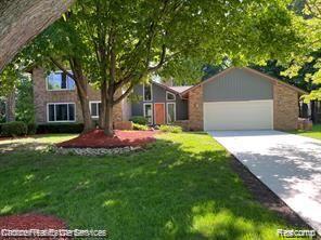 22032 Meridian Lane — photo