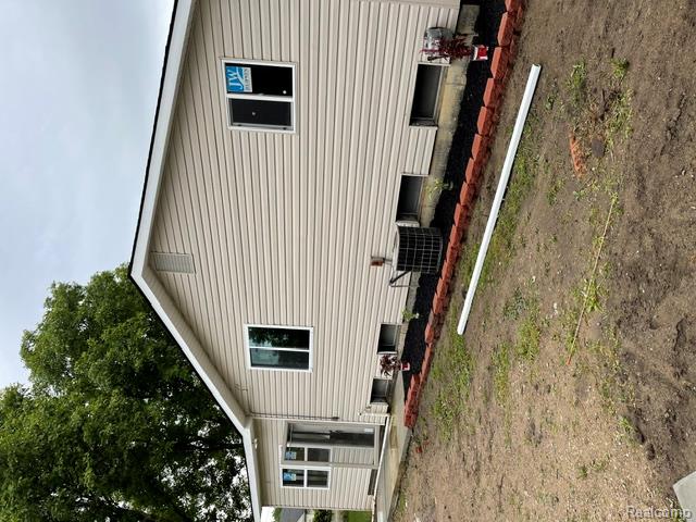 29301 Rockcastle Street — photo