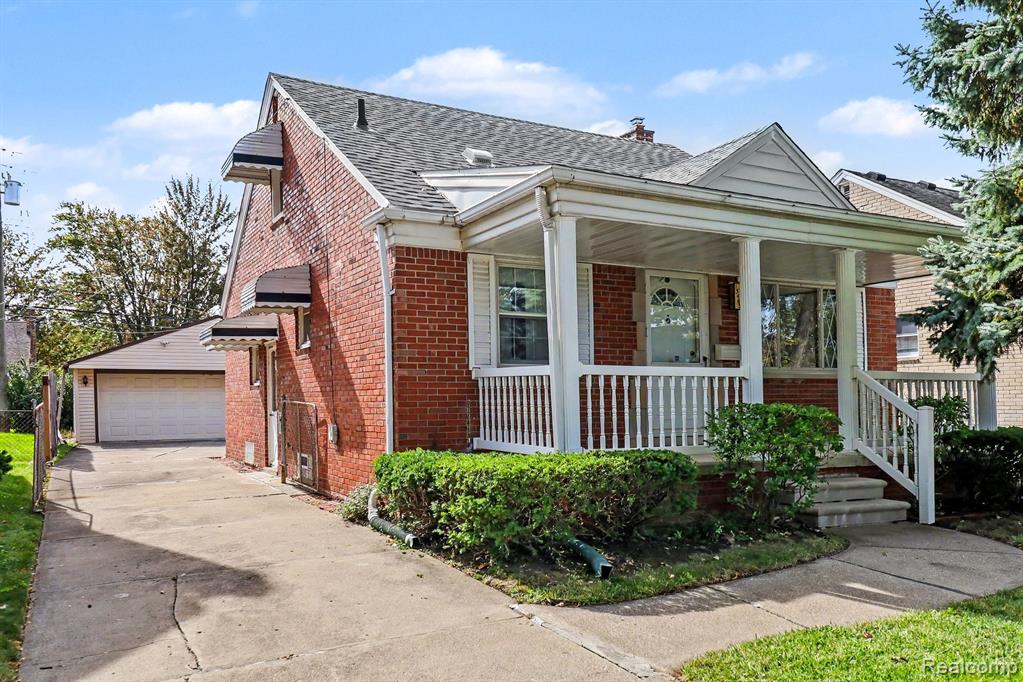 13463 Oakdale Street — photo