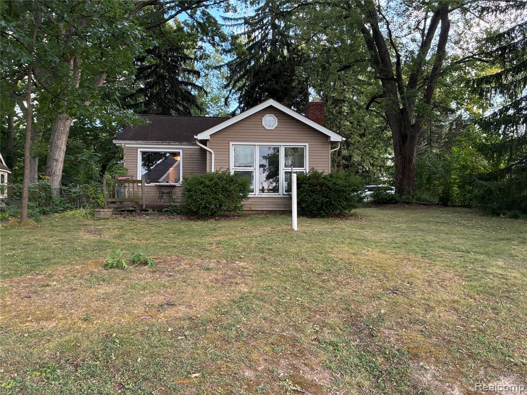 8059 Flagstaff Street — photo