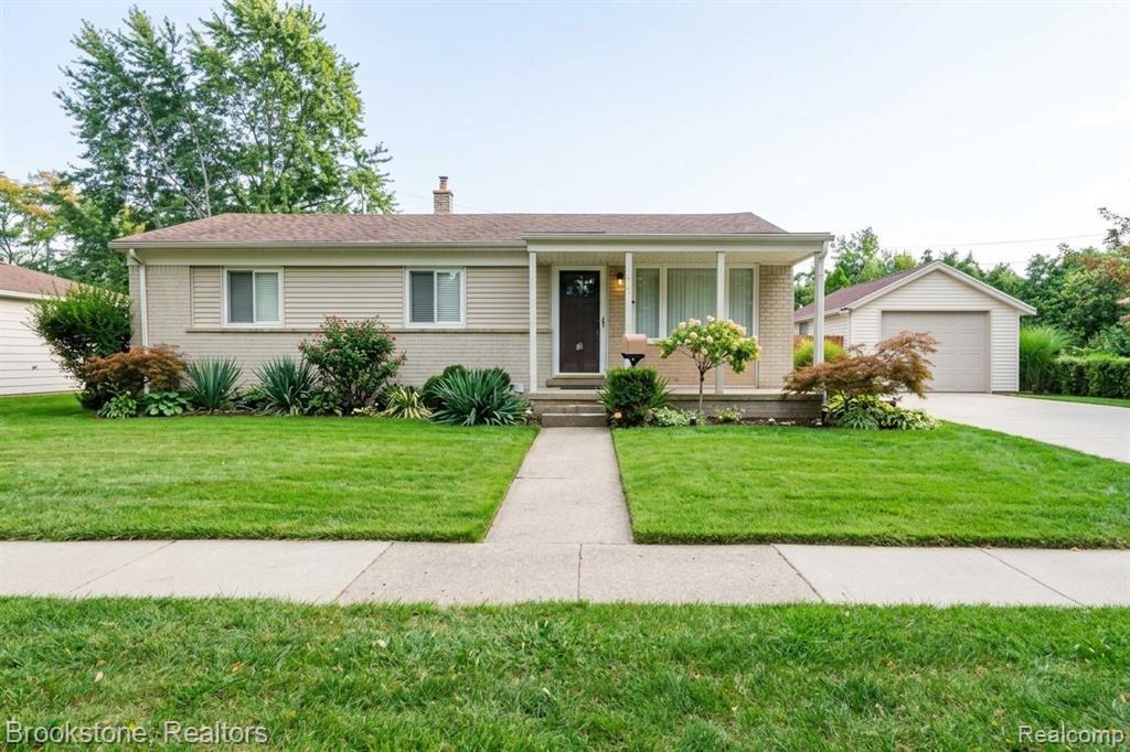 22948 E Schafer Street — photo