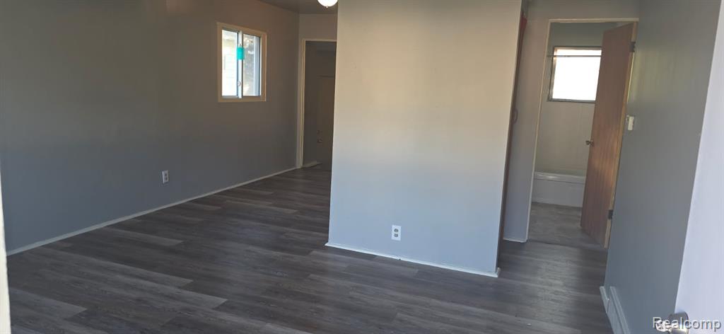 3035 Raskob Street, Flint, MI 48504 — photo 2