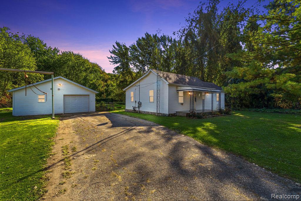 2686 Goodells Road, Goodells, MI 48027
