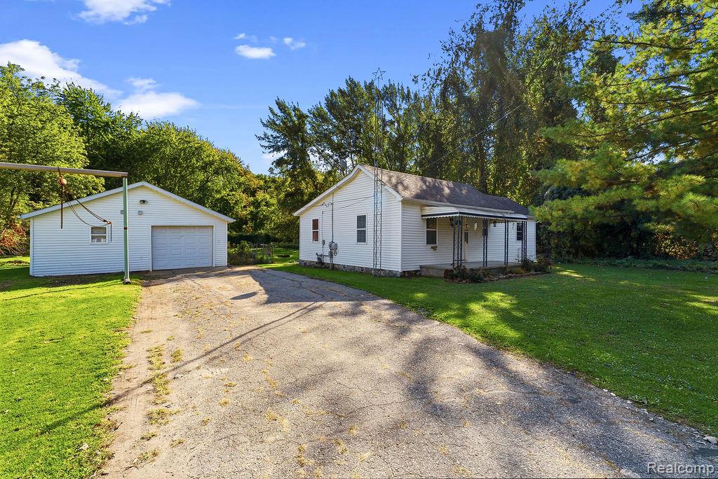 2686 Goodells Road, Goodells, MI 48027 — photo 2