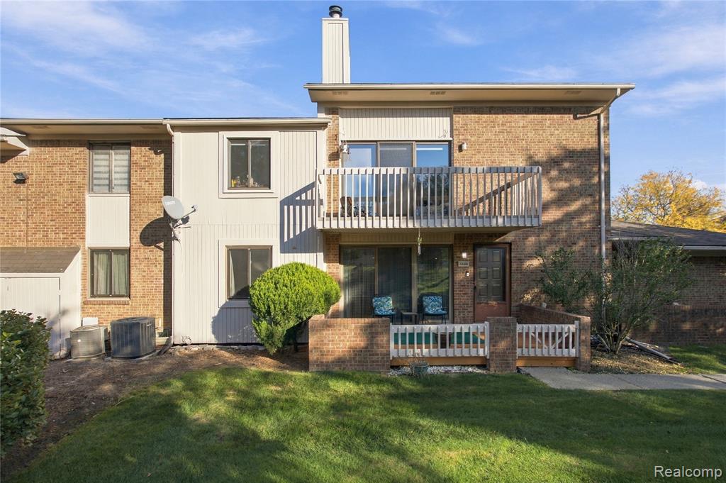 6646 Maple Lakes Drive — photo