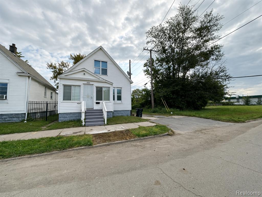 334 Cavalry Street — photo