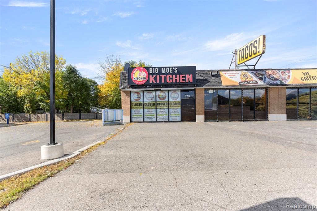 673 Inkster Road, Garden City, MI 48135
