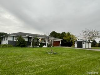 9025 Hoffman Road — photo
